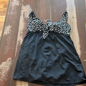 Black and White Women's One Piece Swimsuit